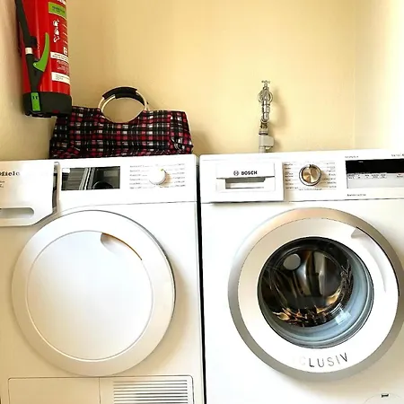 Apartment Stadtwohnung In Ruhiger Und Zentraler Lage *