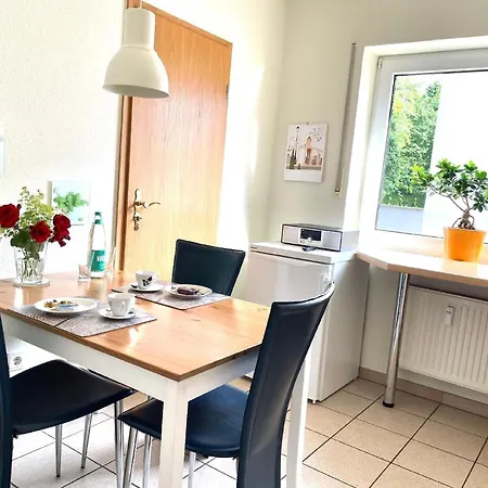 Stadtwohnung In Ruhiger Und Zentraler Lage Apartment
